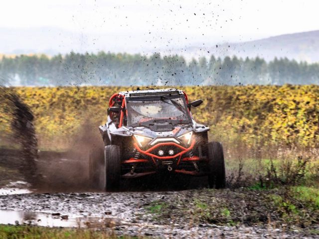 Гонщики на багги RZR Pro R заняли призовые места на ралли «Денис Давыдов»