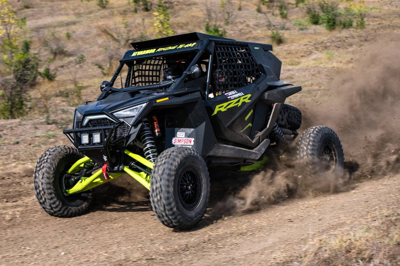 Райдеры на RZR PRO R приняли участие в гонке Alpha Race 2024 Райдеры на RZR PRO R приняли участие в гонке Alpha Race 2024