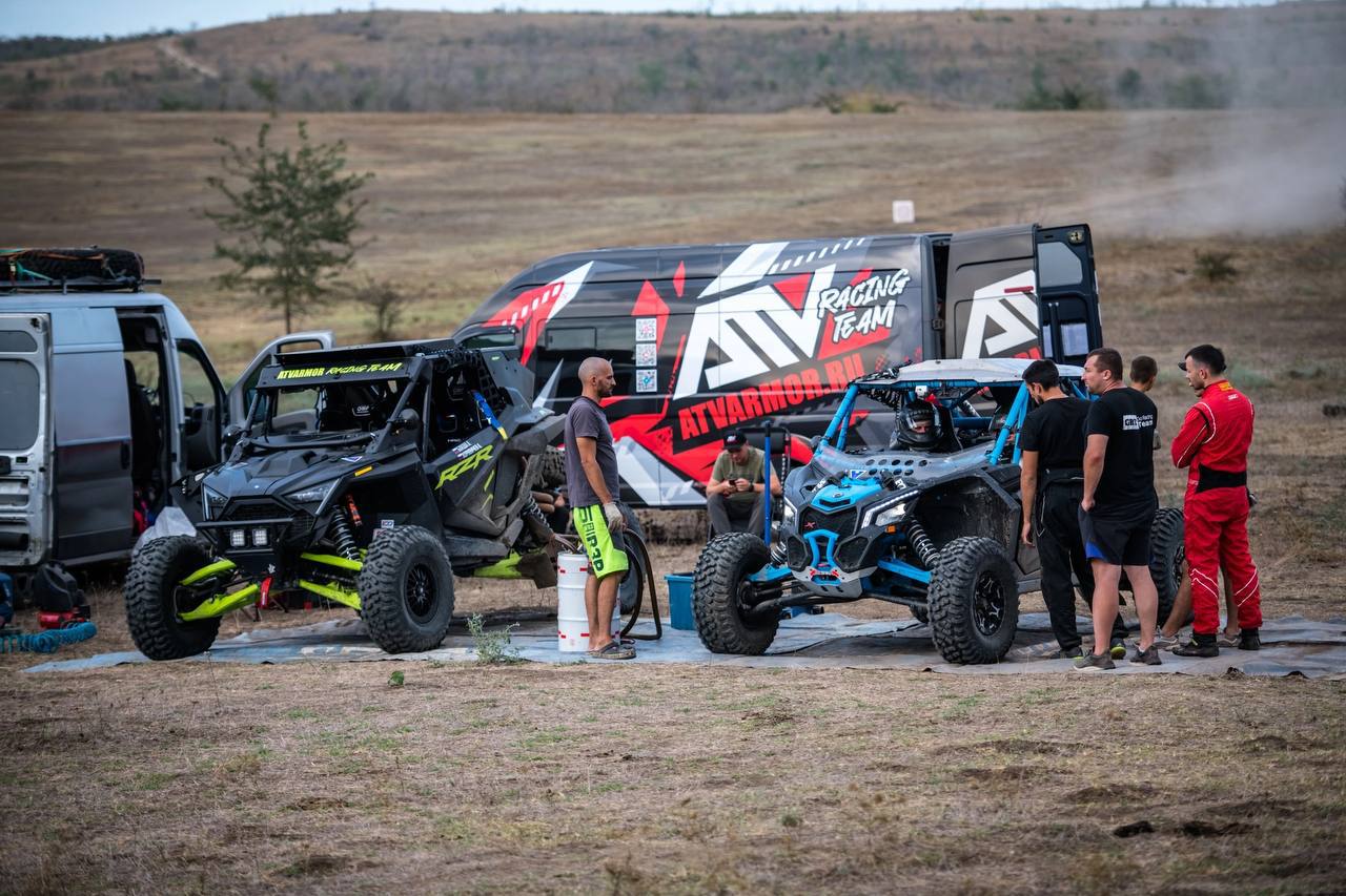 Райдеры на RZR PRO R приняли участие в гонке Alpha Race 2024 Райдеры на RZR PRO R приняли участие в гонке Alpha Race 2024