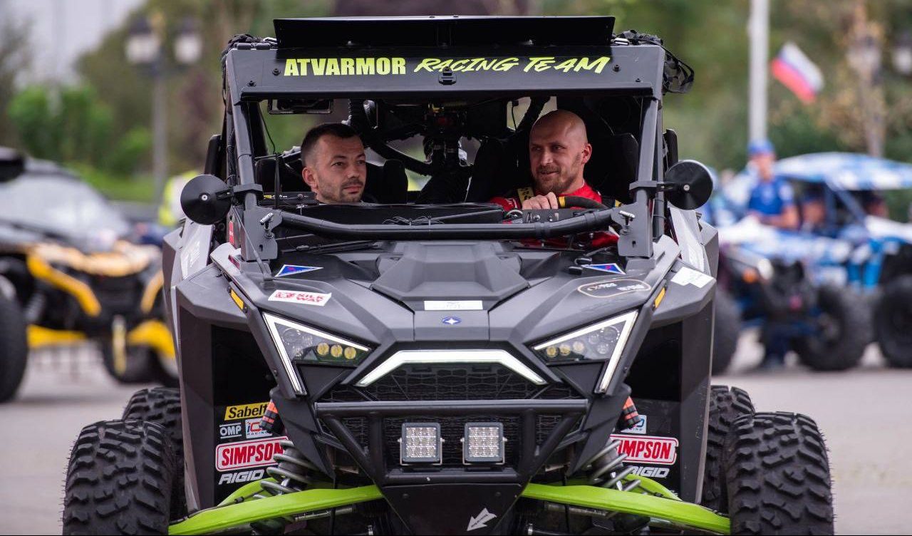 Райдеры на RZR PRO R приняли участие в гонке Alpha Race 2024 Райдеры на RZR PRO R приняли участие в гонке Alpha Race 2024