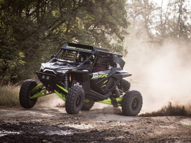 Райдеры на RZR PRO R приняли участие в гонке Alpha Race 2024 Райдеры на RZR PRO R приняли участие в гонке Alpha Race 2024