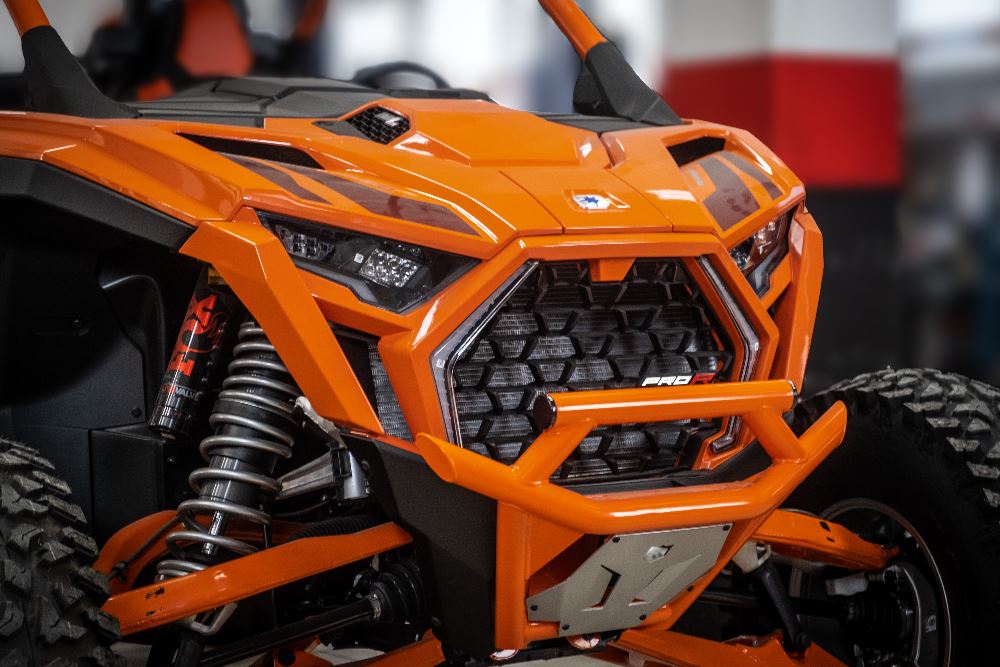 В Россию привезли уникальный Polaris RZR Pro R Ultimate Factory-Armored Edition