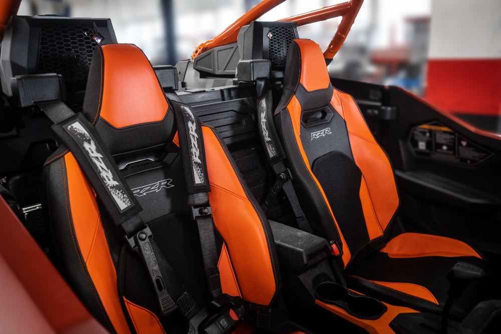 В Россию привезли уникальный Polaris RZR Pro R Ultimate Factory-Armored Edition